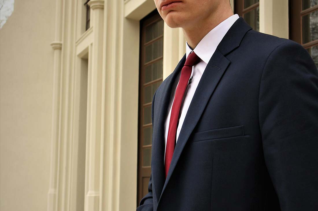 Mode et Politique : Décryptage des looks en politique