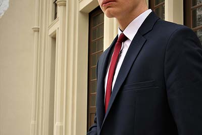 Mode et Politique : Décryptage des looks en politique